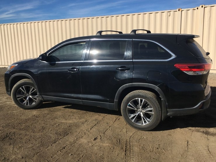 2019-toyota-highlander-image-4