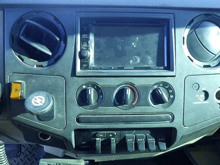 2008-ford-f450-image-21