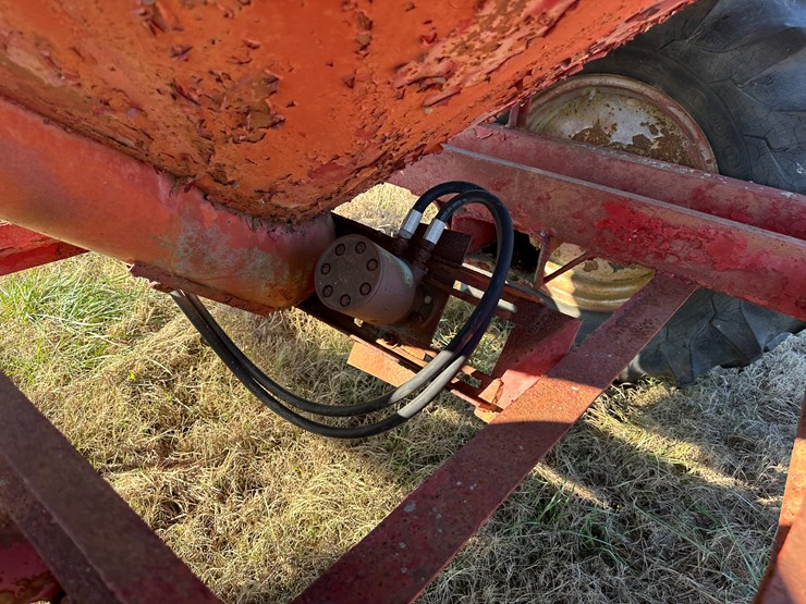 #35837-•-grain-cart-image-15