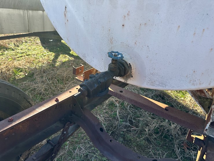 #35823-•-~1,000-gallon-fuel-wagon-image-27