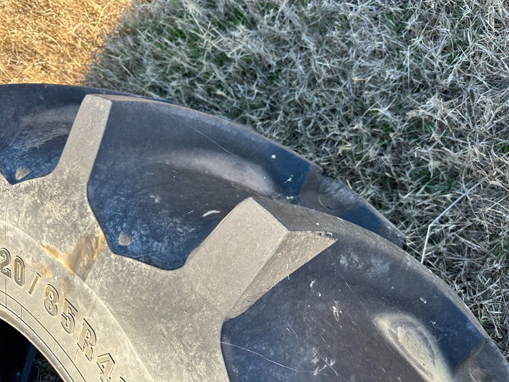 #35291-•-firestone-520/85r42-tractor-tire-image-4