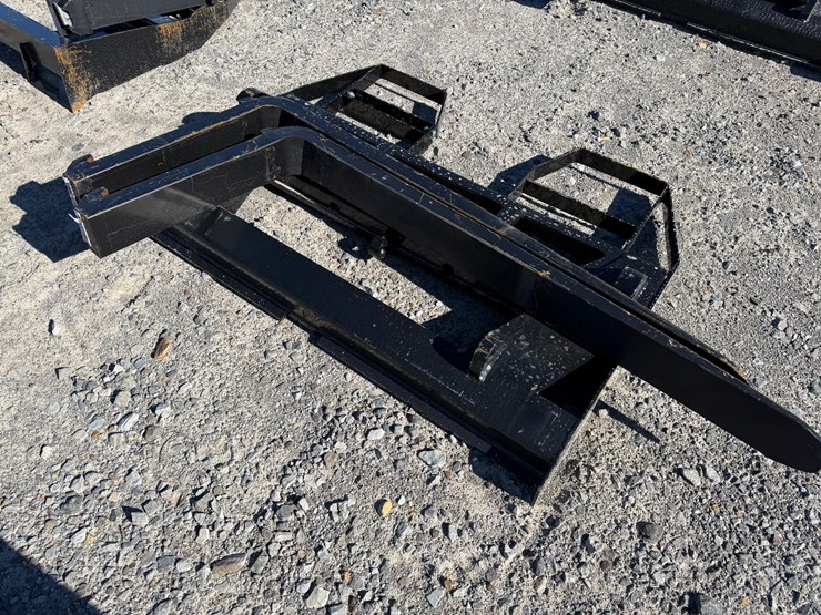 #22786-•-unused-agt-isocpf48-6600-ff-48"-wheel-loader-forks-image-4