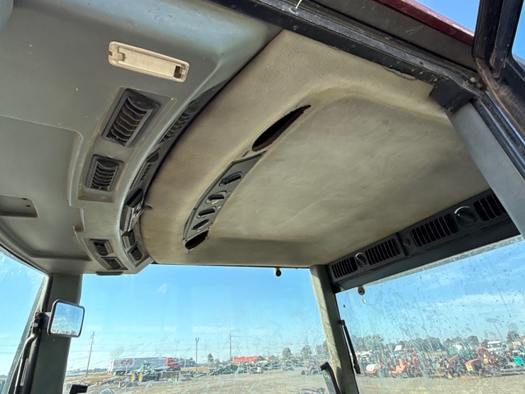 case-ih-7150-image-34