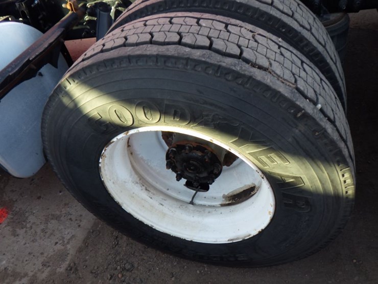 2020-mack-an64t-image-13