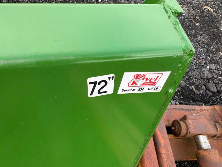 (new)-john-deere-kivel-72in-bucket-image-3