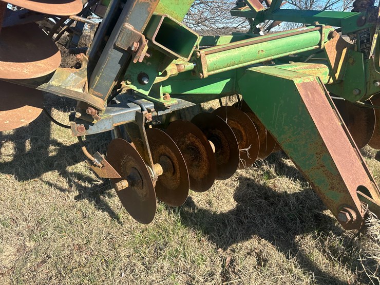 john-deere-27-image-39