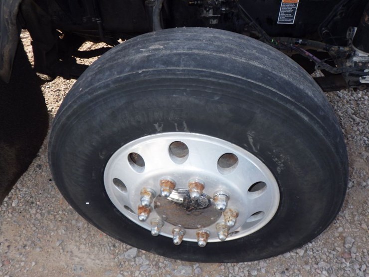 2010-kenworth-t800-image-29