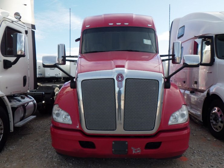 2020-kenworth-t680-image-3