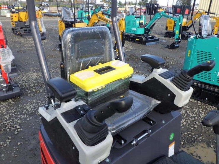 2025-cfg-mx15rx-hydraulic-excavator-image-14