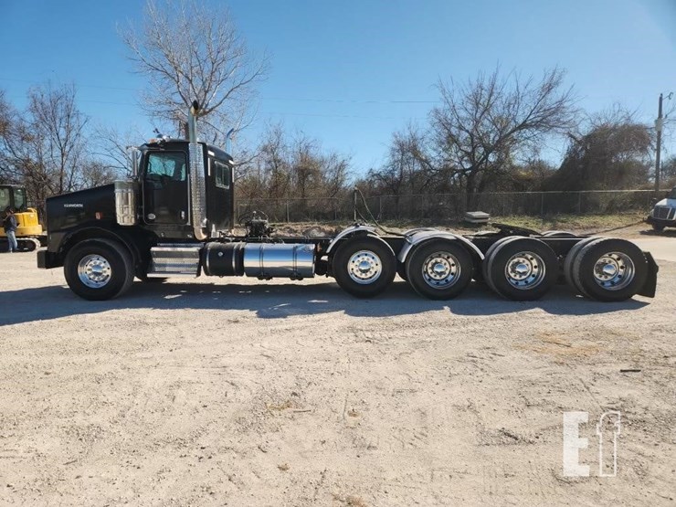 2012-kenworth-t800-image-5