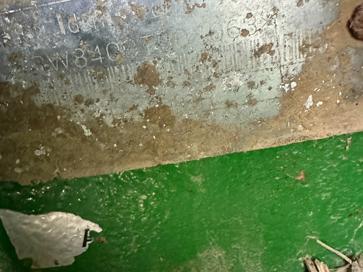 1999-john-deere-8400t-image-71