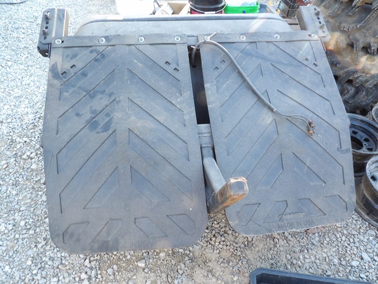 #4863-•-**-250lb-salt-spreader-image-2