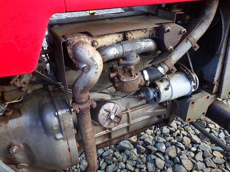massey-ferguson-tractor-image-14