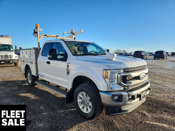 2021-ford-f350-image-2