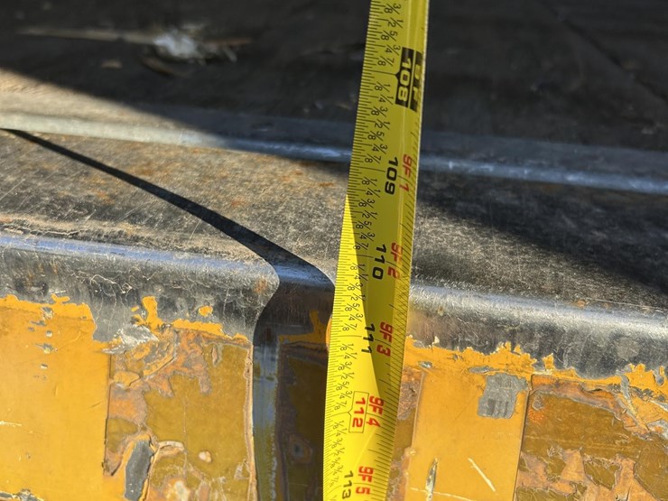 2001-international-4700-image-54