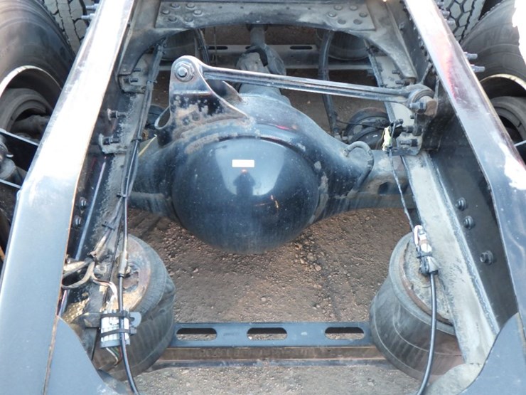 2020-mack-an64t-image-10