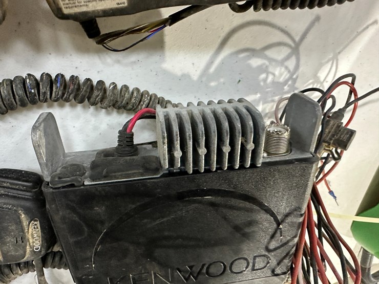 #36285-•-lot-of-(3)-kenwood-2-way-radios-image-7