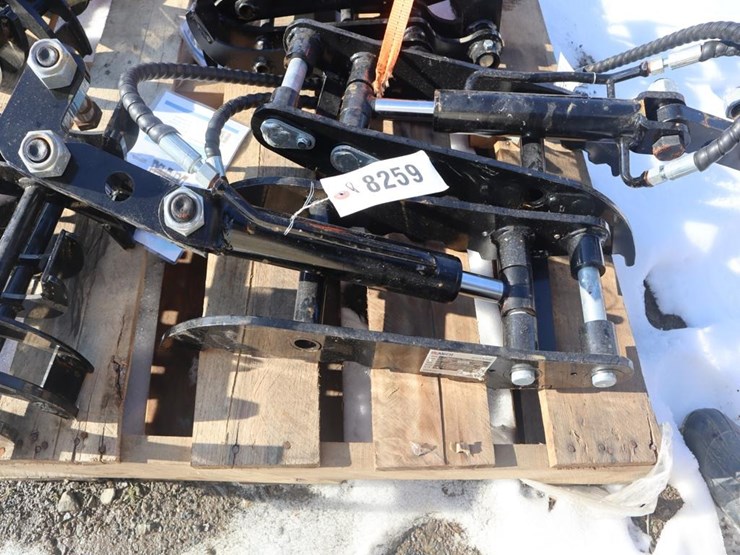 sdlanch-hyd-thumb-grapple-image-1