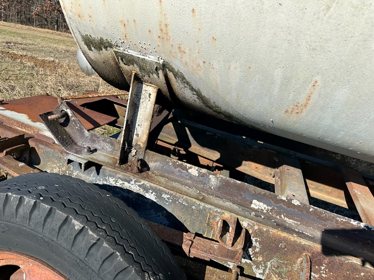 #35823-•-~1,000-gallon-fuel-wagon-image-24