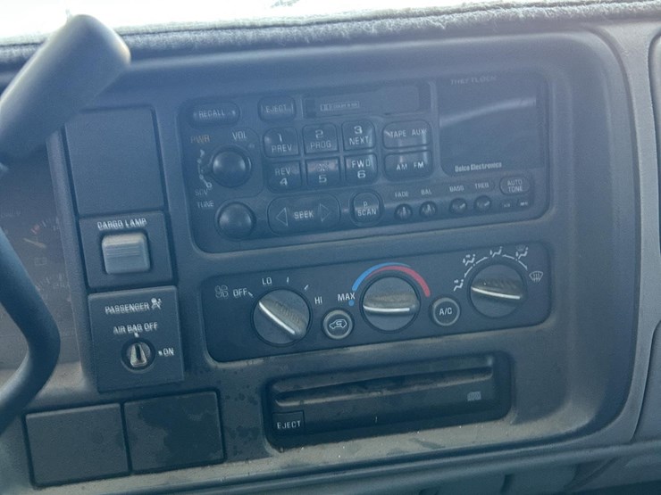 2007-chevrolet-1500-image-16