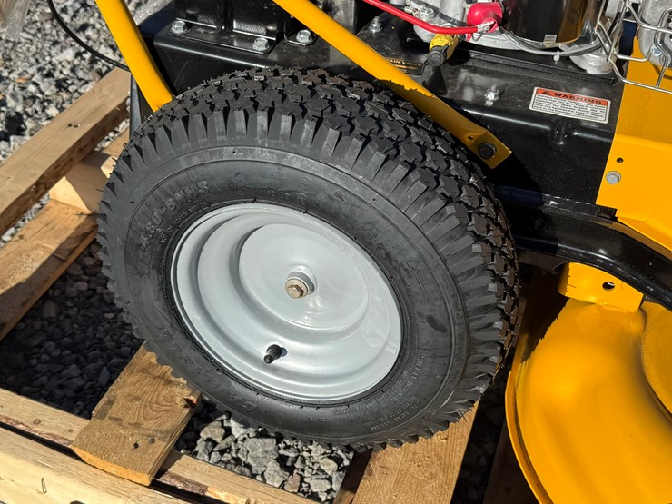 #8-•-unused-dewalt-dw33-33"-walk-behind-lawn-mower-inv#-36546-image-16