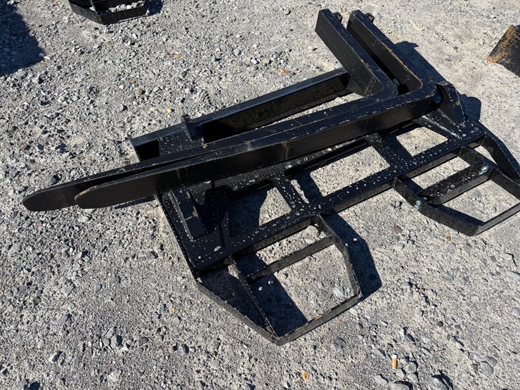 #22786-•-unused-agt-isocpf48-6600-ff-48"-wheel-loader-forks-image-3