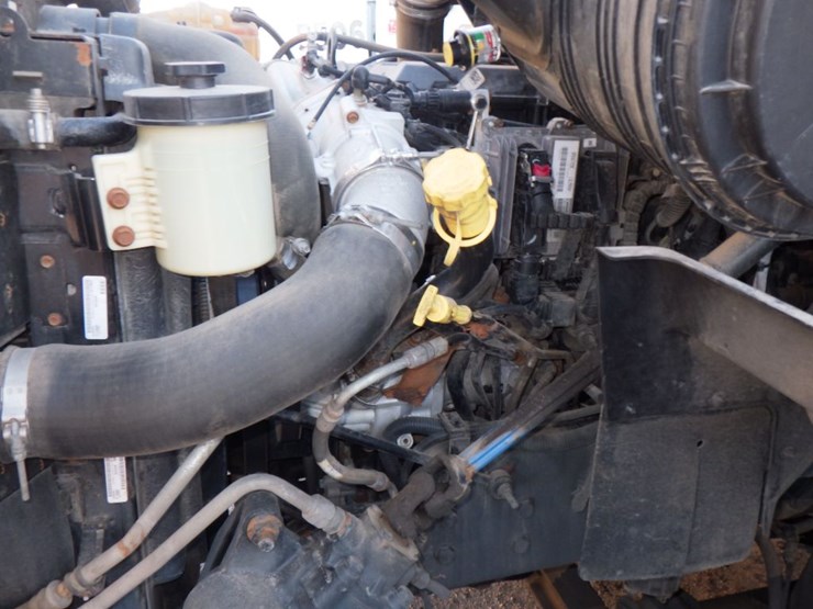 2017-international-prostar-image-20