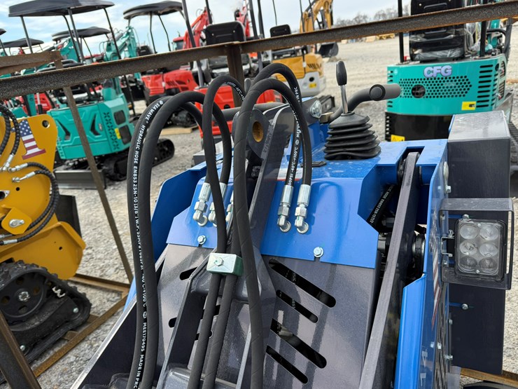 #97-•-unused-agt-mx-mrw14-stand-on-skid-steer-loader-mxmrw142025000732-inv#-35086-image-12