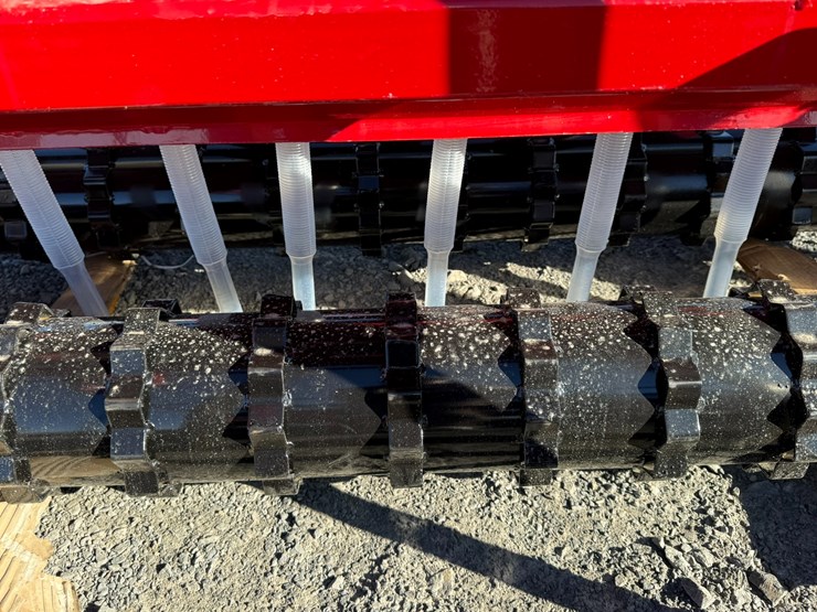 #2030-•-unused-agt-stsd10-skid-steer-seeder-stsd10251014167inv#-35728-image-9