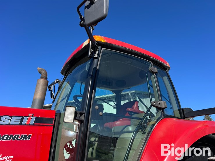 2009-case-ih-magnum-305-image-13
