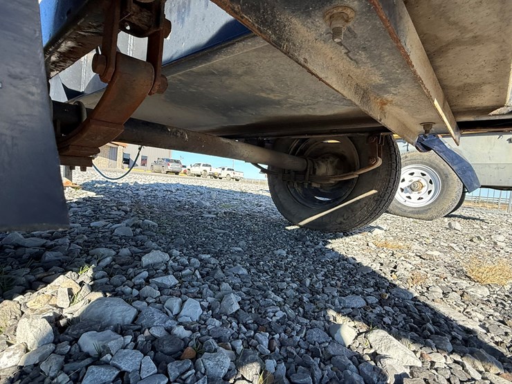 2007-caterpillar-xq20-image-21