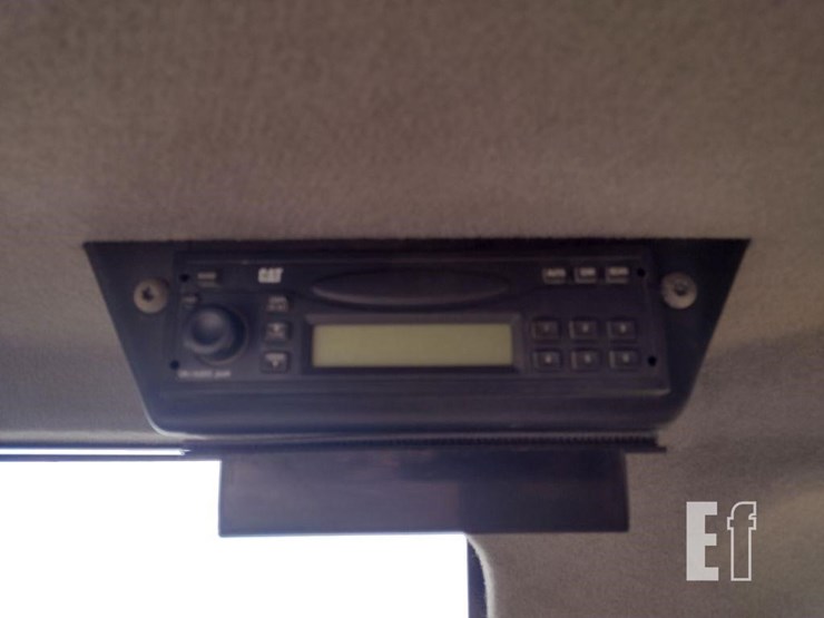 2006-caterpillar-930g-image-12