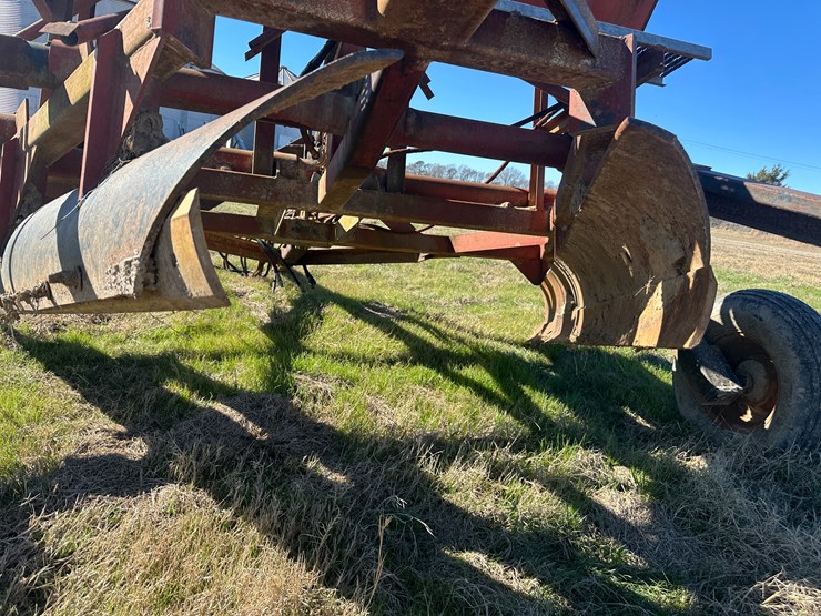 #35253-•-levee-hog-levee-squeeze-w/seeder-and-wheel-type-levee-packer-image-45