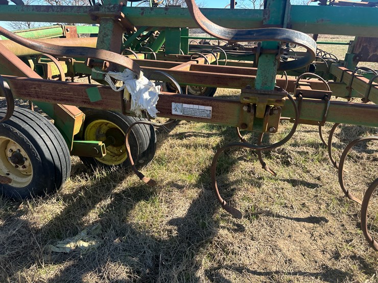 john-deere-42-image-52