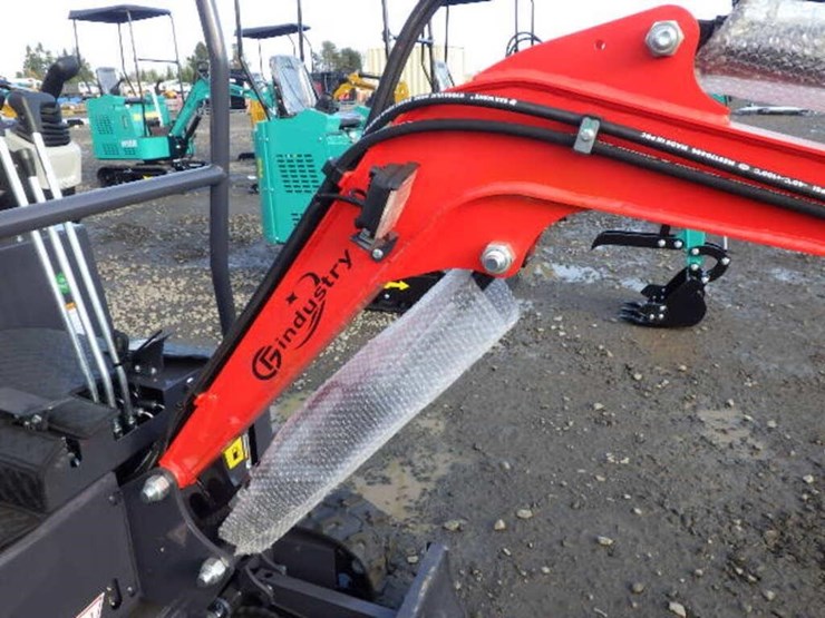 2025-cfg-mx15rx-hydraulic-excavator-image-11