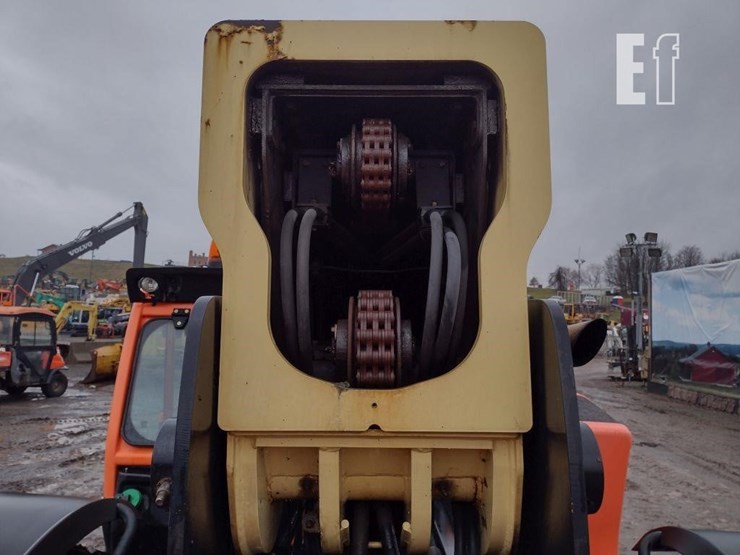 2016-jlg-1255-image-26