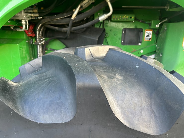 2018-john-deere-s780-image-6