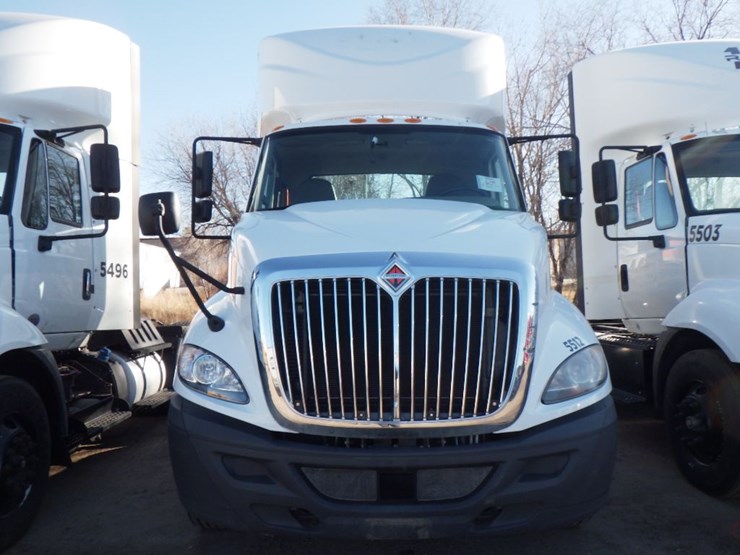 2017-international-prostar-image-2