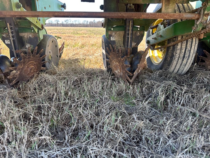 35257-john-deere-12-image-66