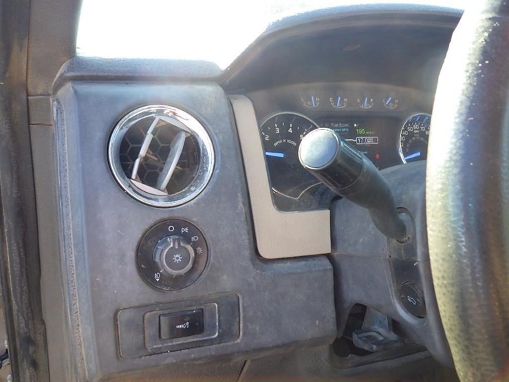 2012-ford-f150-image-25