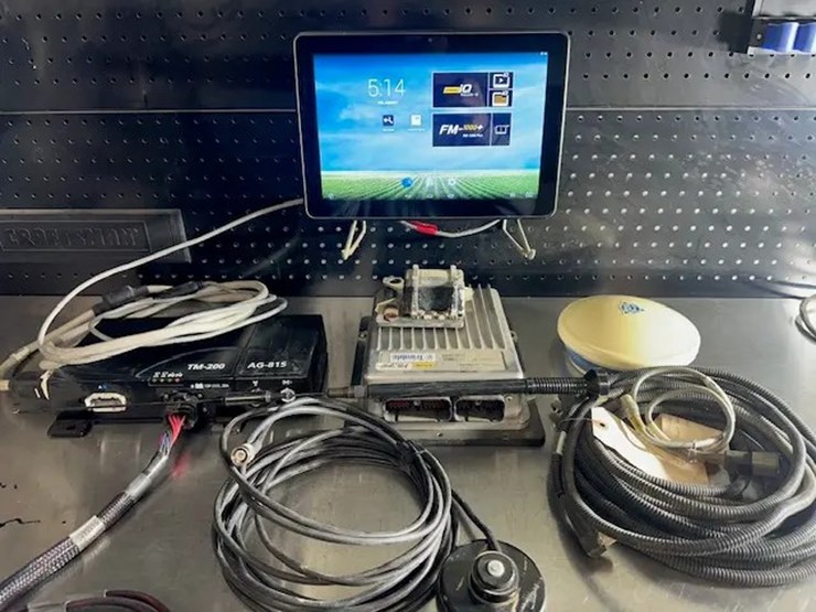 case-ih-xcn-2050-image-4