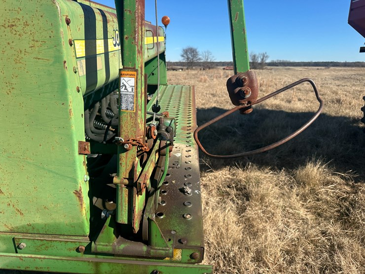 john-deere-455-image-38