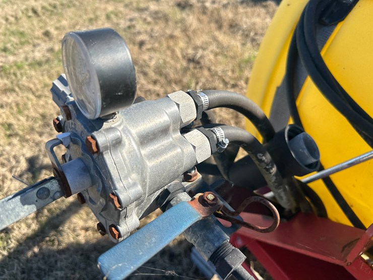 #35259-•-agsmart-20'-110-gallon-sprayer-image-29