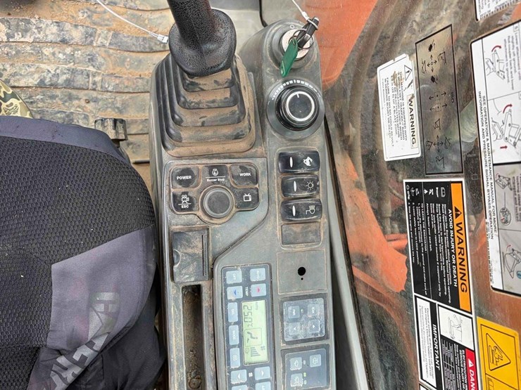 2013-doosan-dx180-lc-3-image-15