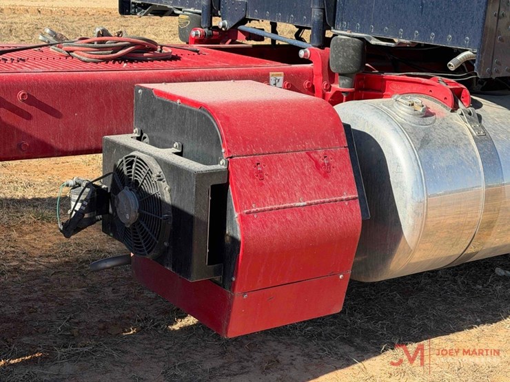 2021-peterbilt-389-image-27