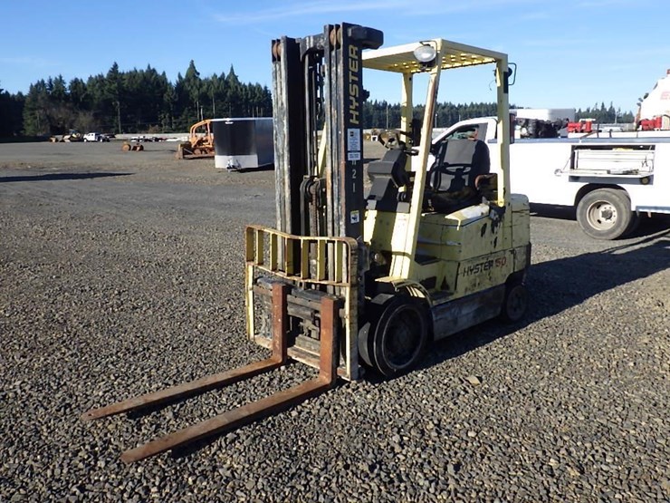 hyster-50-forklift-image-1