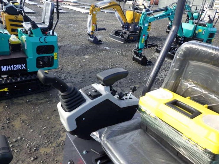 2025-cfg-mx15rx-hydraulic-excavator-image-23