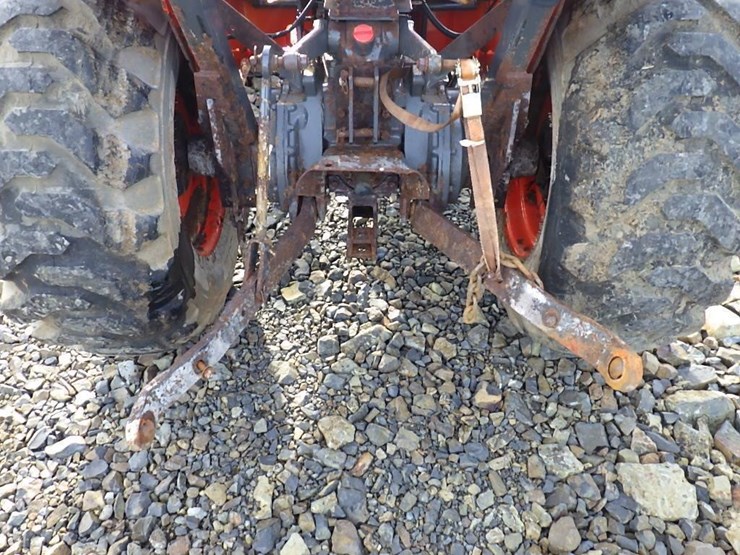 kubota-l2501-image-9