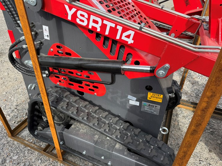 #22787-•-unused-agt-ysrt114-stand-on-tracked-loader-ysrt142025l110321-image-27