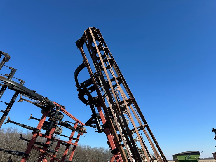 case-ih-200-image-18